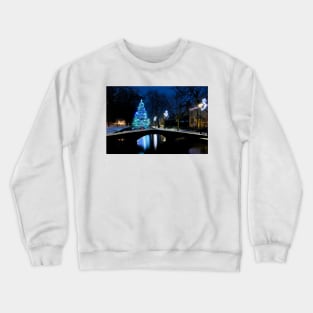 Bourton on the Water Christmas Tree Cotswolds Crewneck Sweatshirt